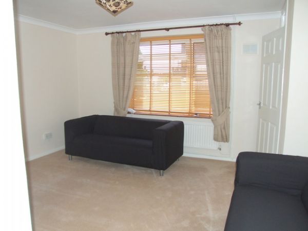 Michael Anthony Hemel Hempstead - Long Chaulden, Hemel Hempstead - Lounge